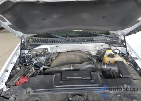 2016 Ford Expedition Xlt из США, поврежденный, VIN 1FMJU1HT2GEF13174